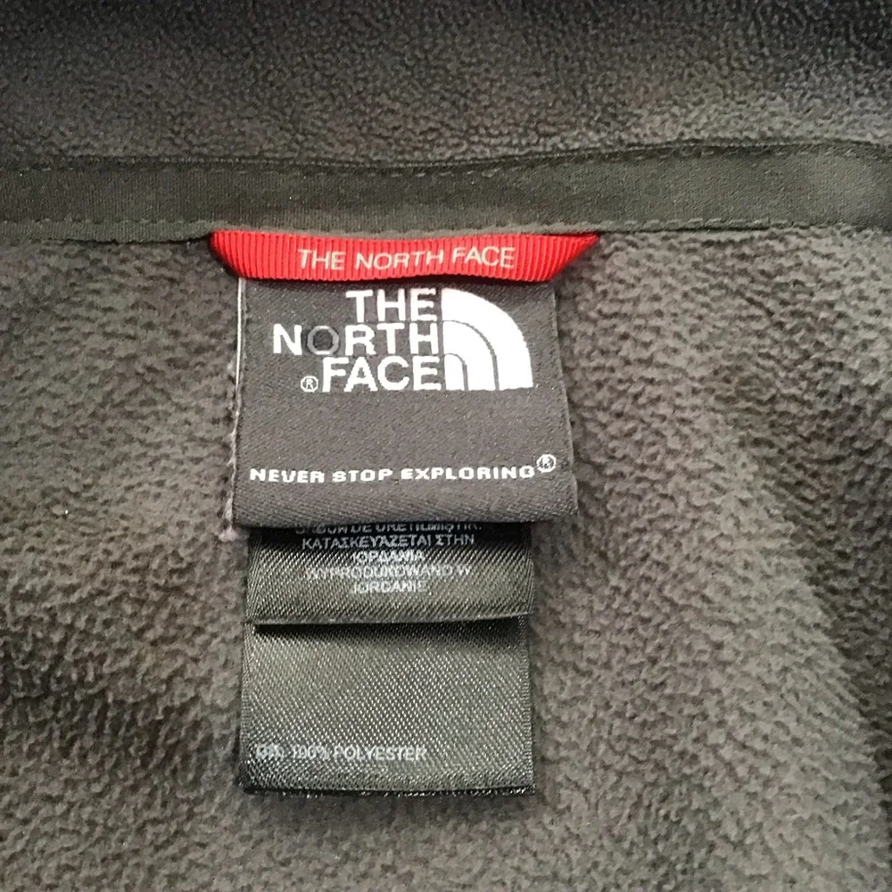 The North Face Quarter Zip Pullover Fleece Jacket